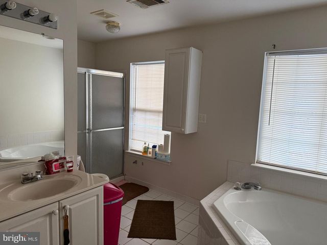 10102 ELLARD DR, Lanham, MD 20706