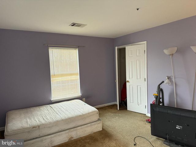 10102 ELLARD DR, Lanham, MD 20706