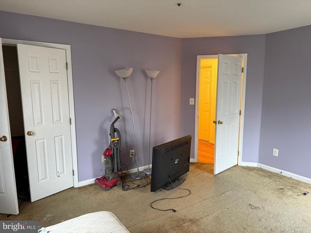 10102 ELLARD DR, Lanham, MD 20706