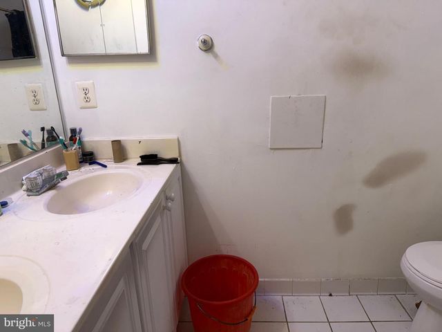 10102 ELLARD DR, Lanham, MD 20706