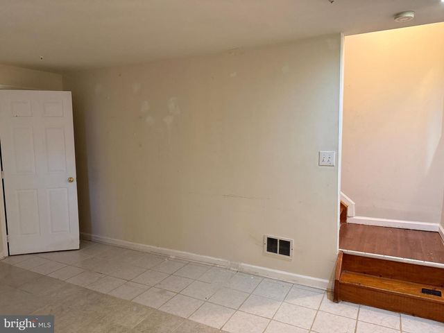 10102 ELLARD DR, Lanham, MD 20706