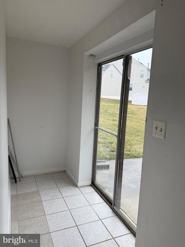 10102 ELLARD DR, Lanham, MD 20706