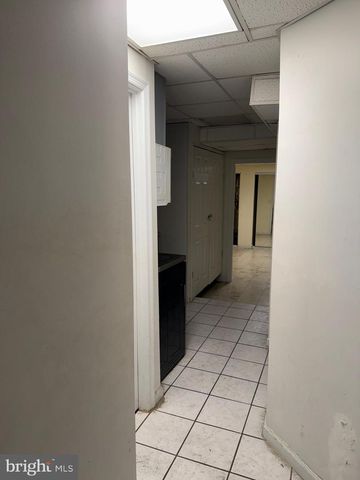 10102 ELLARD DR, Lanham, MD 20706