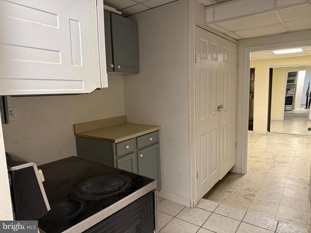 10102 ELLARD DR, Lanham, MD 20706