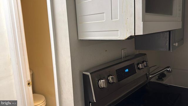 10102 ELLARD DR, Lanham, MD 20706