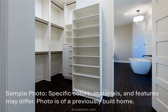 5493 Woodland Park Drive, College Station, TX 77845