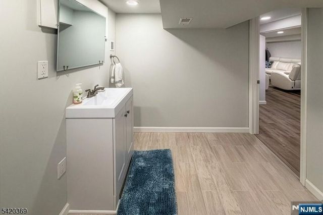 138 Merrill Road, Clifton, NJ 07012