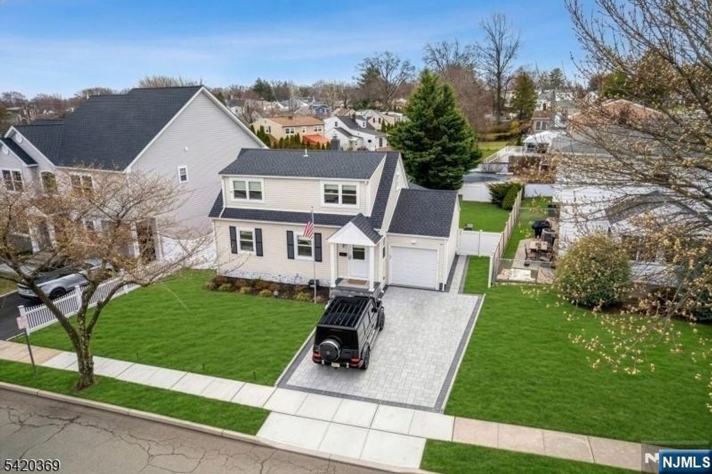 138 Merrill Road, Clifton, NJ 07012