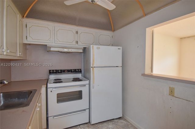 167 Oakridge L 167, Deerfield Beach, FL 33442