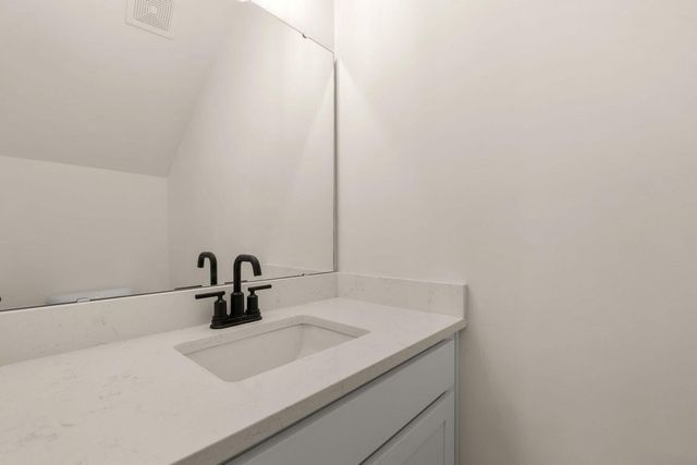 602 W 2nd North Street, Summerville, SC 29483