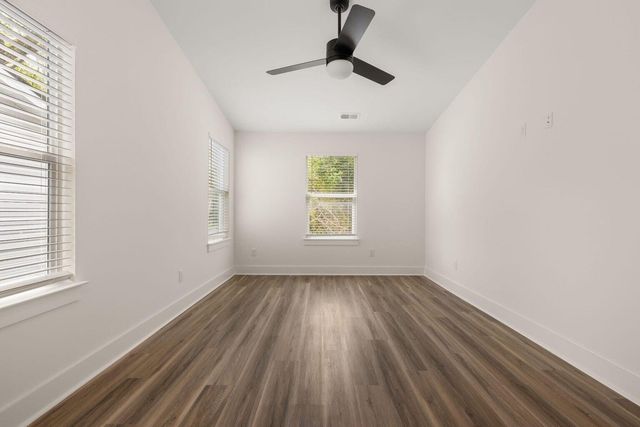 602 W 2nd North Street, Summerville, SC 29483