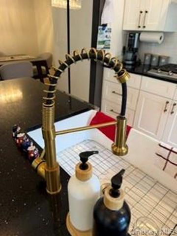 50 Cobblestone Lane, Middletown, NY 10940