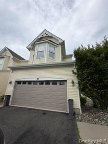 50 Cobblestone Lane, Middletown, NY 10940