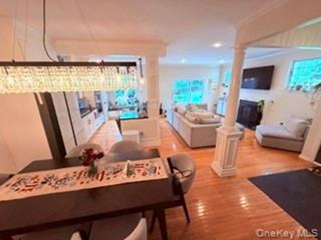 50 Cobblestone Lane, Middletown, NY 10940