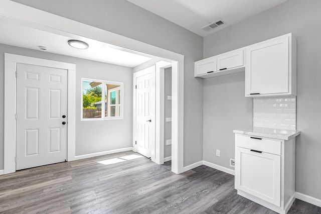 1303 N Calaveras Street, Fresno, CA 93728