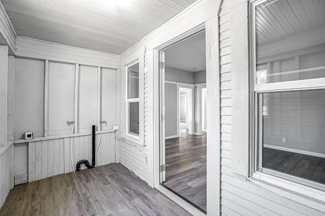 1303 N Calaveras Street, Fresno, CA 93728