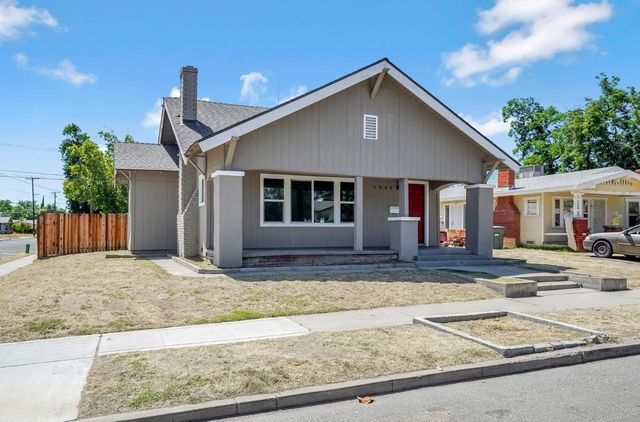 1303 N Calaveras Street, Fresno, CA 93728