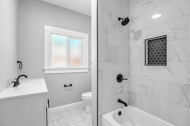 1303 N Calaveras Street, Fresno, CA 93728