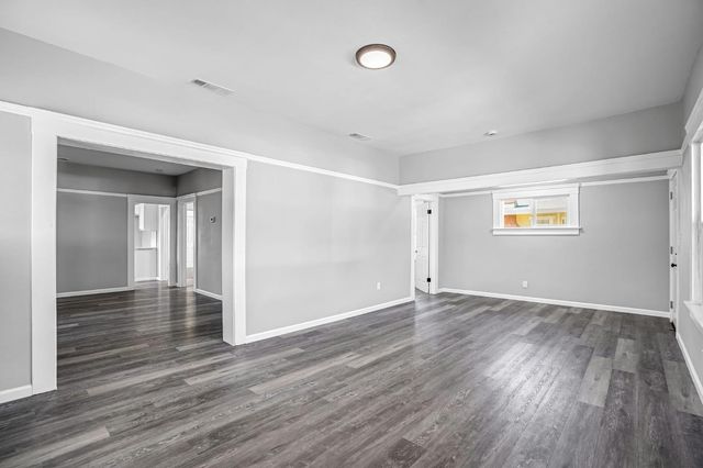 1303 N Calaveras Street, Fresno, CA 93728