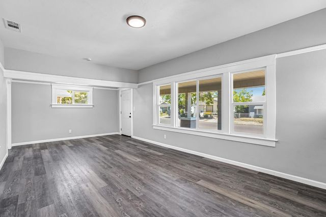 1303 N Calaveras Street, Fresno, CA 93728