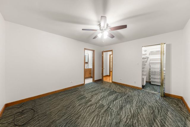 2355 Sunnydale Drive, Woodridge, IL 60517