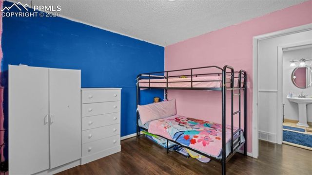 6813 Chesterfield Court, Colorado Springs, CO 80911