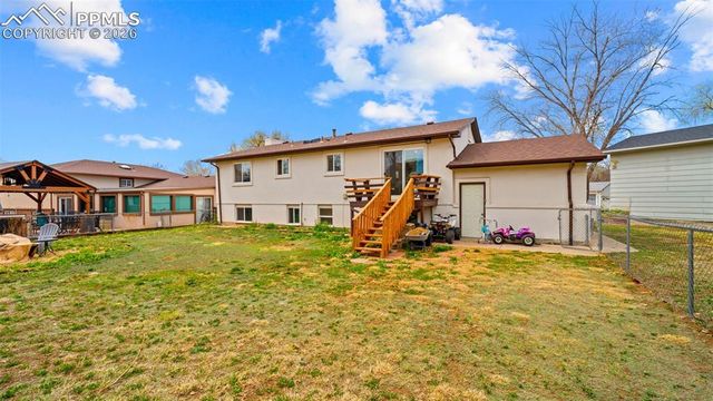 6813 Chesterfield Court, Colorado Springs, CO 80911