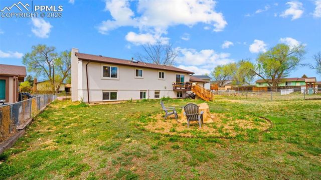6813 Chesterfield Court, Colorado Springs, CO 80911