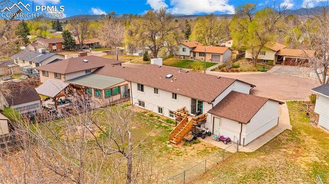 6813 Chesterfield Court, Colorado Springs, CO 80911