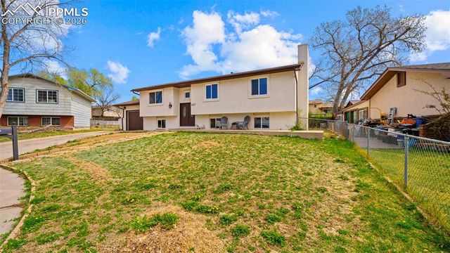 6813 Chesterfield Court, Colorado Springs, CO 80911