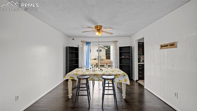 6813 Chesterfield Court, Colorado Springs, CO 80911