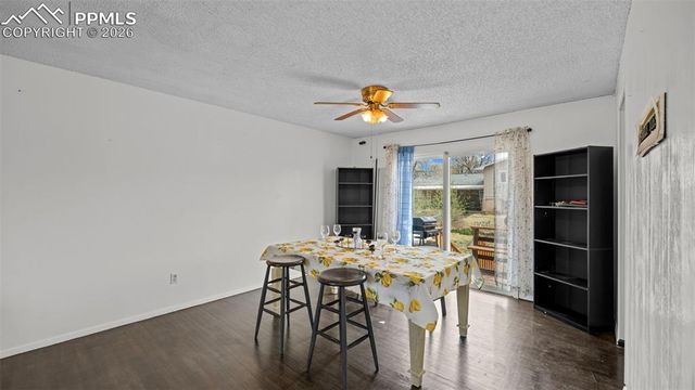 6813 Chesterfield Court, Colorado Springs, CO 80911