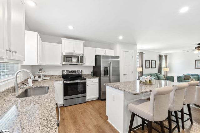1349 Coffeetree Drive, Reidville, SC 29388