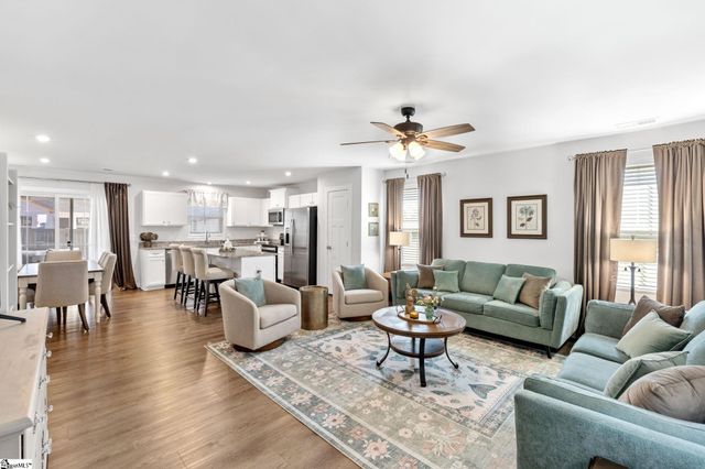 1349 Coffeetree Drive, Reidville, SC 29388
