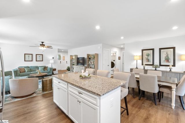 1349 Coffeetree Drive, Reidville, SC 29388