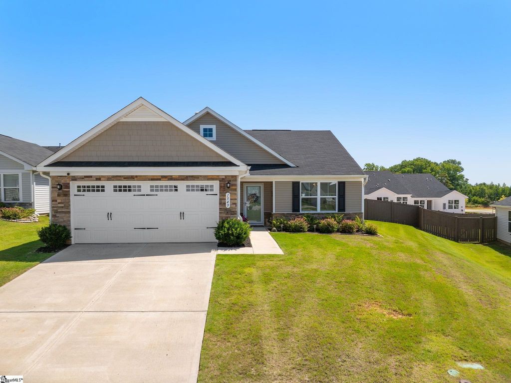 1349 Coffeetree Drive, Reidville, SC 29388