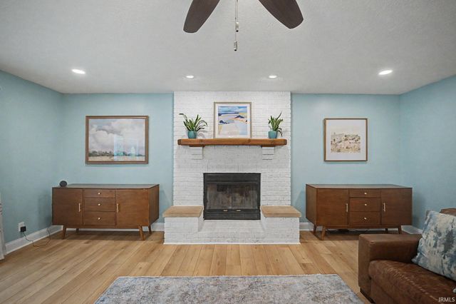 2886 Bentbrook Lane, West Lafayette, IN 47906