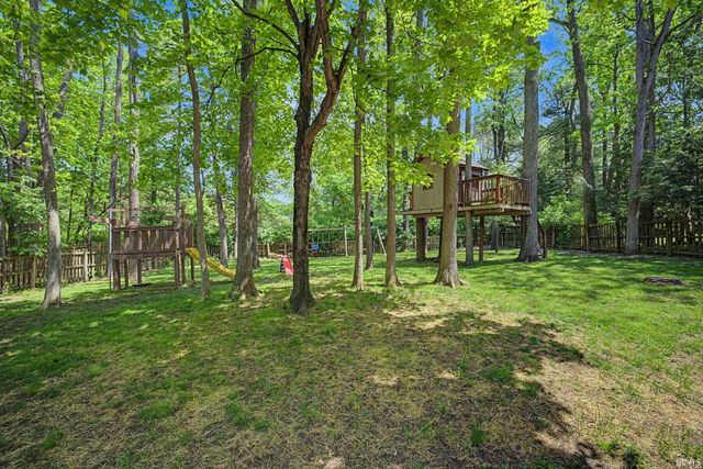 2886 Bentbrook Lane, West Lafayette, IN 47906