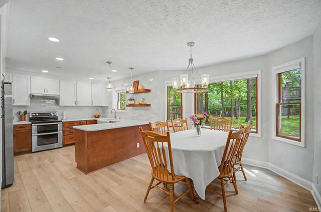 2886 Bentbrook Lane, West Lafayette, IN 47906