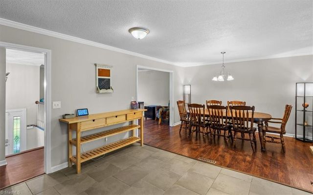 7191 Smokerise Lane, Kernersville, NC 27284