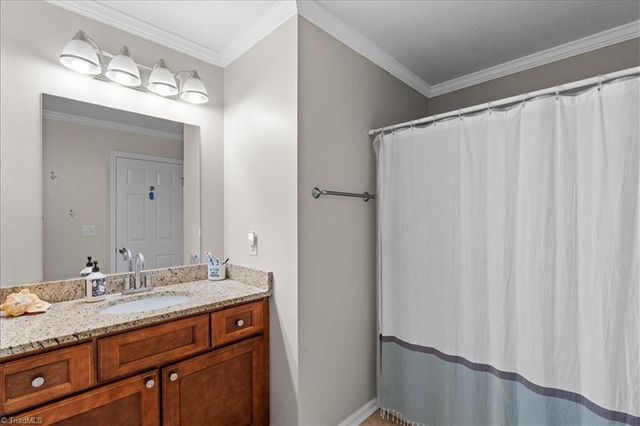 7191 Smokerise Lane, Kernersville, NC 27284