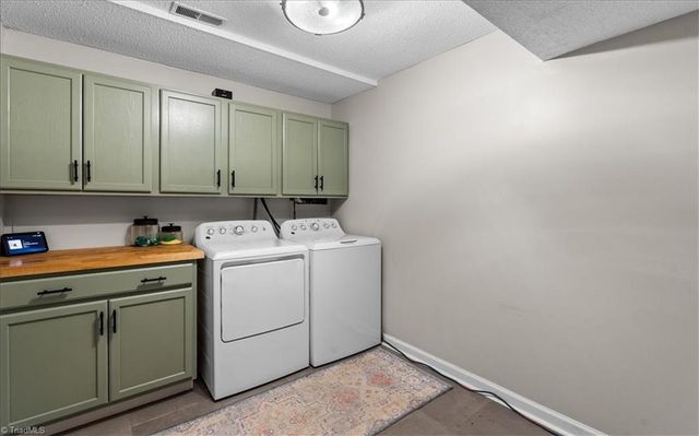 7191 Smokerise Lane, Kernersville, NC 27284