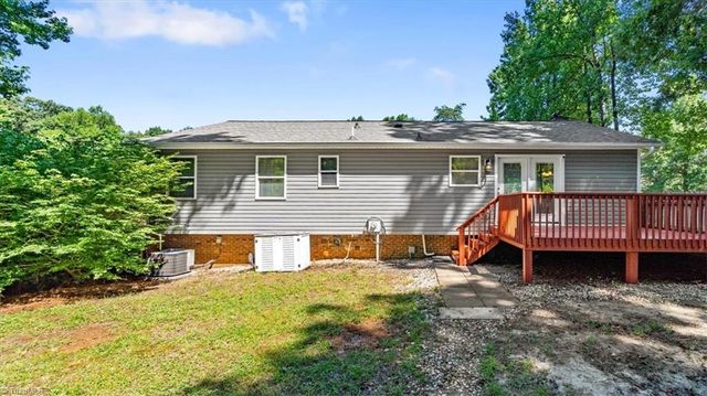 7191 Smokerise Lane, Kernersville, NC 27284