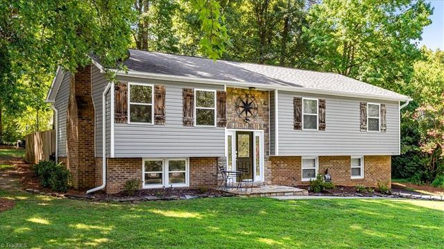 7191 Smokerise Lane, Kernersville, NC 27284