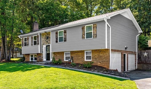 7191 Smokerise Lane, Kernersville, NC 27284