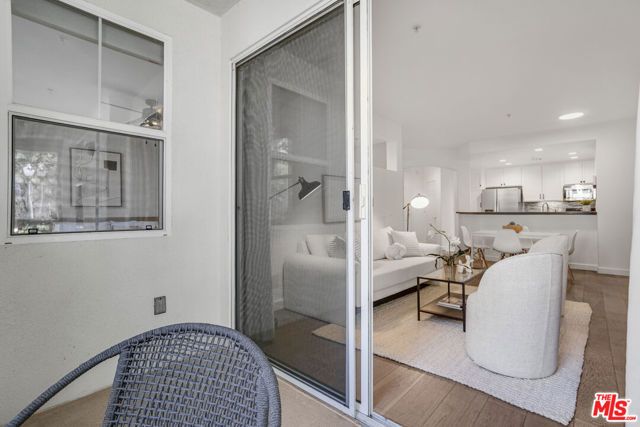 12963 Runway Road 121, Los Angeles, CA 90094