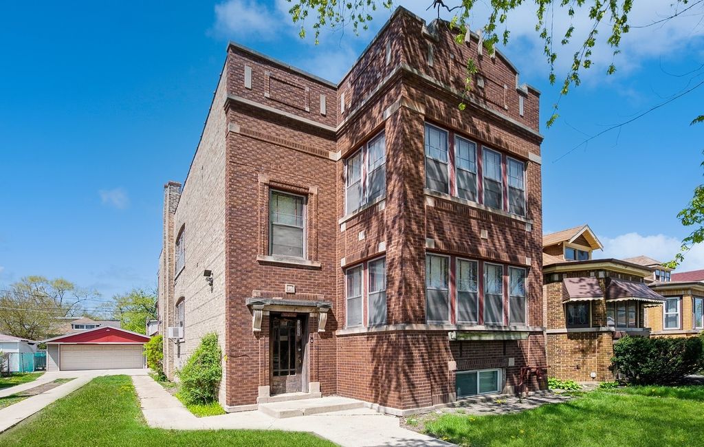 10236 S Sangamon Street 3, Chicago, IL 60643