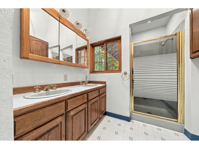 238 Ne BLAIR Rd, Washougal, WA 98671
