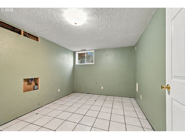 238 Ne BLAIR Rd, Washougal, WA 98671