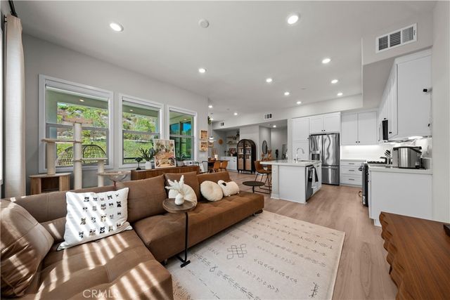 978 Poppy Court, Montebello, CA 90640